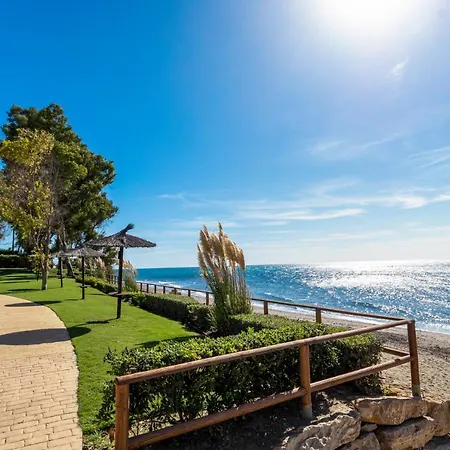 Beachfront Bahia La Plata By Costarentals- Ref M13 * Estepona