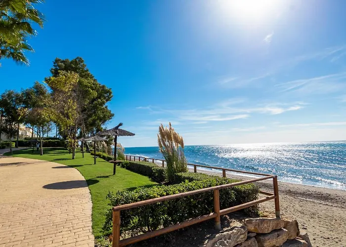 Beachfront Bahia La Plata By Costarentals- Ref M13 * Estepona